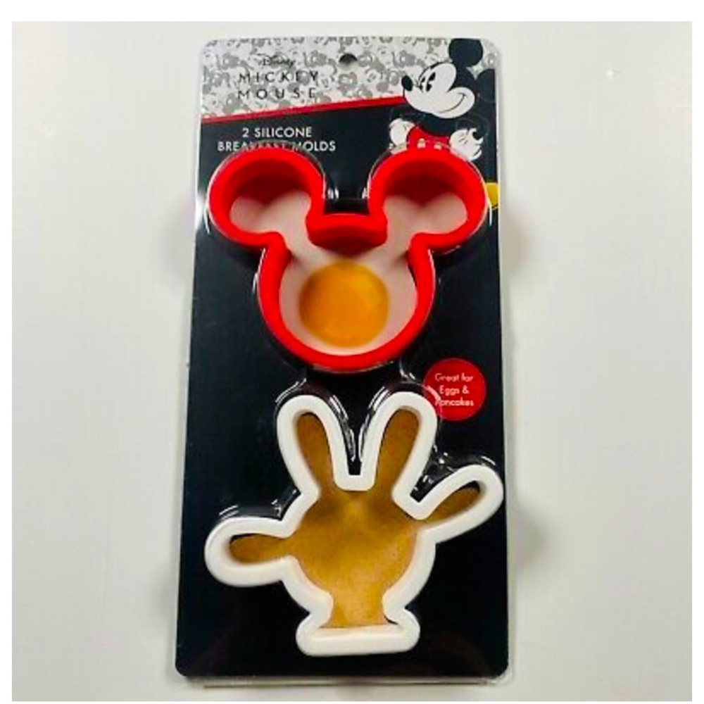 💕NWT Set of Mickey Molds